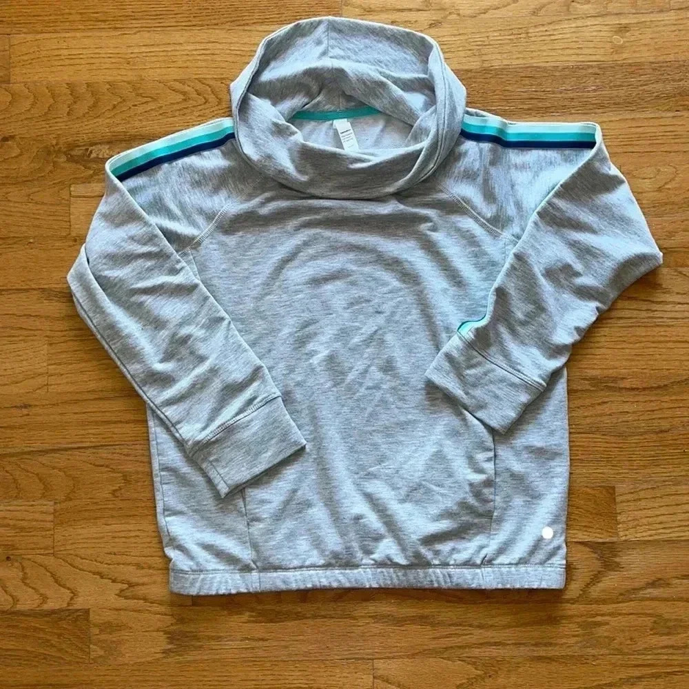 Layers brand sweatshirt girls size XL